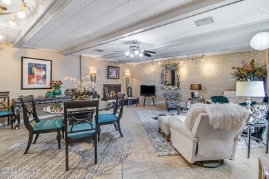 605 Doucet-1