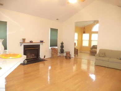 2 Gascony Cir, Manchester, NJ 08759 - photo 4