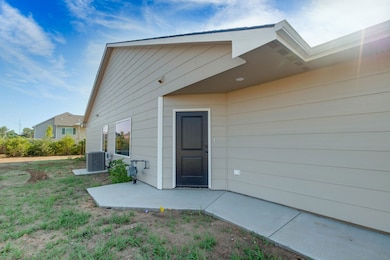 2933 S Maize Ct, Wichita, KS 67215 - photo 3