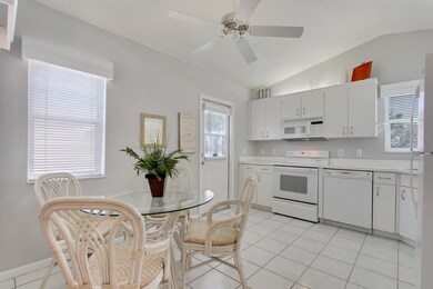 141 E Riverside Dr Jupiter FL-large-007-
