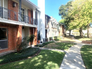 14333 Misty Meadow Ln, Houston, TX 77079 - photo 3