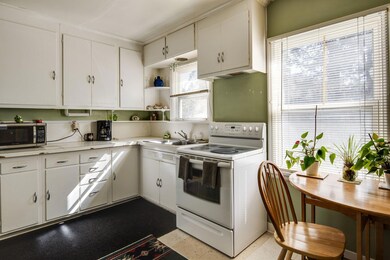 704 NE 9th St, Bend, OR 97701 - photo 7