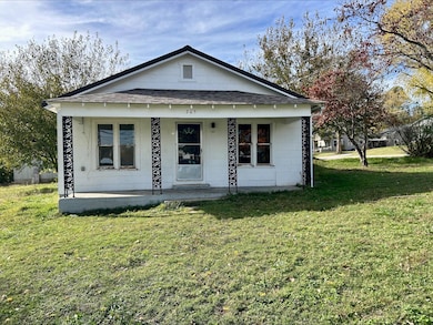 205 N Fleetwood St, Ava, MO 65608 - photo 2