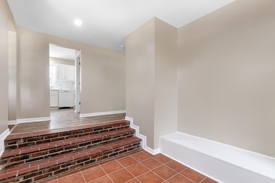 1340 N Yale Ave, Wichita, KS 67208 - photo 2