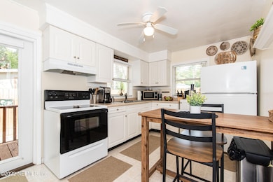 132 Oneida St, Saint Augustine, FL 32084 - photo 5