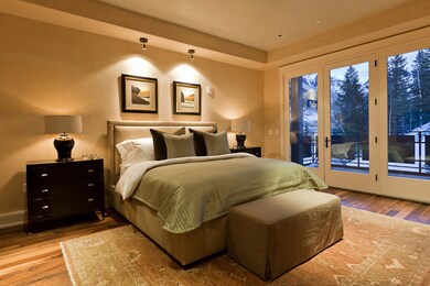 Auberge Residences at Element 52