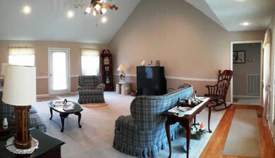 105 Richdale Ln, Shelbyville, TN 37160 - photo 3