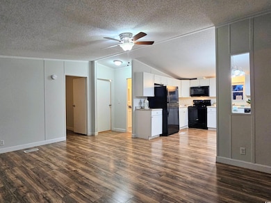 110 Rockdale St, Myrtle Beach, SC 29579 - photo 4