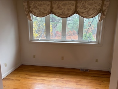 270 Coburn Ave, Worcester, MA 01604 - photo 5