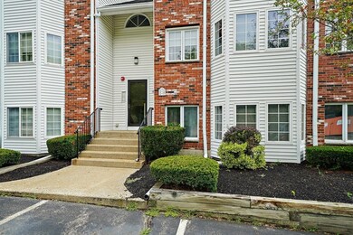 122 Tall Oaks Dr unit W, South Weymouth, MA 02190 - photo 2
