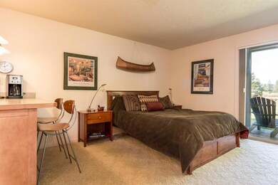 17626 Pinnacle Ln unit 7, Sunriver, OR 97707 - photo 7