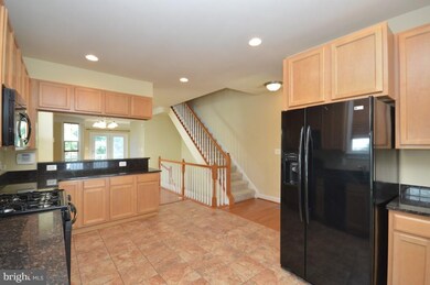 3018 Chinkapin Oak Ln unit 145, Woodbridge, VA 22191 - photo 3