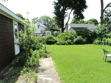 144 Myrtle St, Brockton, MA 02301 - photo 4