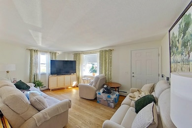 19 Flint Corn Rd, Portsmouth, RI 02871 - photo 4