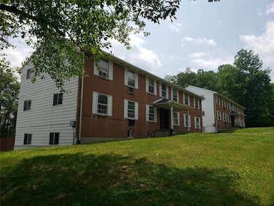 15 Coventry Rd unit 3, Endicott, NY 13760 - photo 2