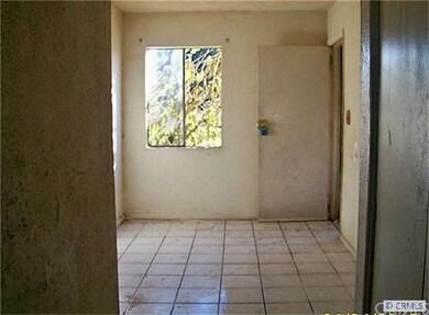 Unit 4 living room