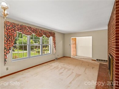 22 Stockwood Rd, Asheville, NC 28803 - photo 5