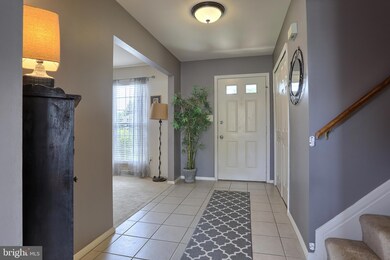 229 Lamp Post Ln, Hershey, PA 17033 - photo 4