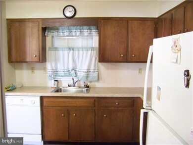 39 Dorchester Dr, Southampton, NJ 08088 - photo 6