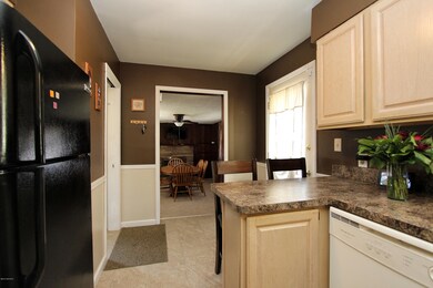 1063 Drexel Dr NE, Grand Rapids, MI 49505 - photo 5