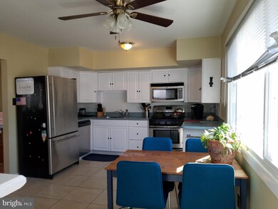 206 W Cedar Ave, Oaklyn, NJ 08107 - photo 5