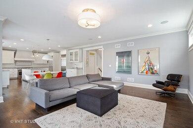 588 S Hawthorne Ave, Elmhurst, IL 60126 - photo 6