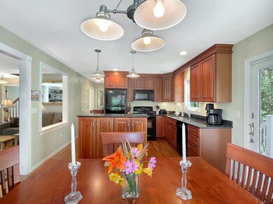 Dining Table - Kitchen(BB6)