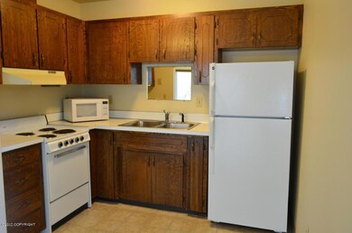 20150711214457059045000000-o