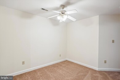 3301 Sir Thomas Dr unit 32, Silver Spring, MD 20904 - photo 7