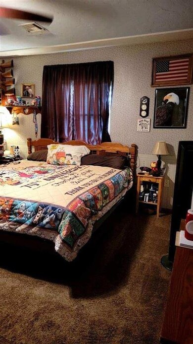 810 W E Ave, Cache, OK 73527 - photo 6