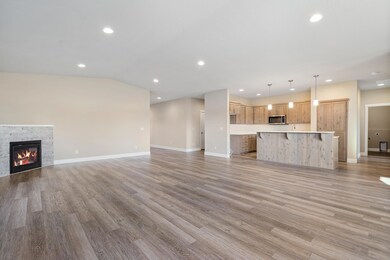 4968 SW Zenith Ave, Redmond, OR 97756 - photo 5