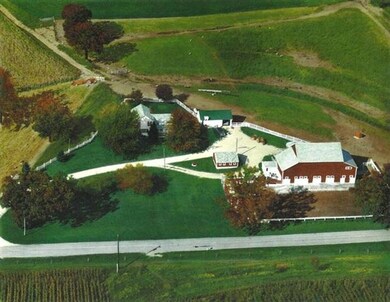 6182 Purcell Rd, Fitchburg, WI 53575 - photo 6