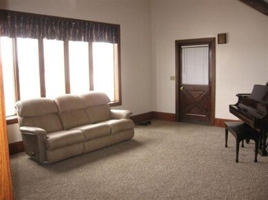 8717 E Us Highway 20, New Carlisle, IN 46552 - photo 6