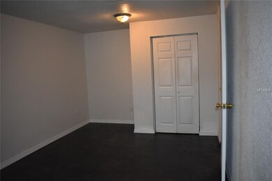 7803 Silverlace Ct, Tampa, FL 33619 - photo 6