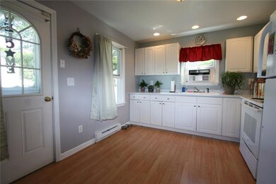16 Goodrich St, Kittery, ME 03904 - photo 7