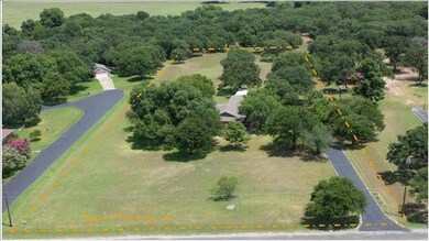 220 De la Cruz St, Weatherford, TX 76085 - photo 2