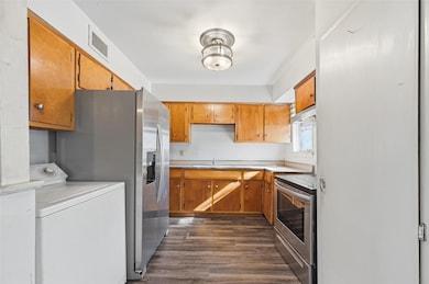 206 W Ridgewood Dr, Garland, TX 75041 - photo 3