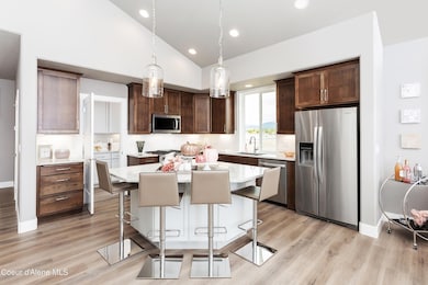 5 - Kitchen
