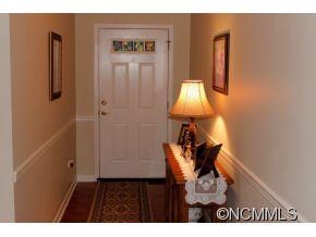 13 Gray Wolf Ln, Hendersonville, NC 28792 - photo 4