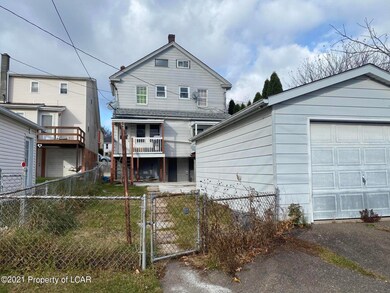 432 Samuels Ave, Hazleton, PA 18201 - photo 4