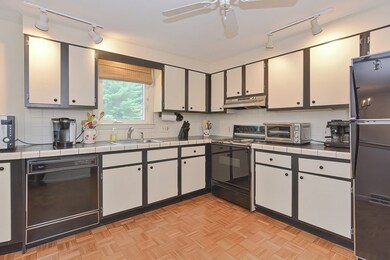 1405 West St, Mansfield, MA 02048 - photo 4
