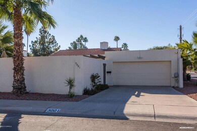Garage/Driveway