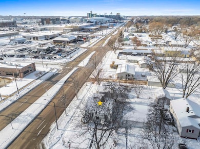 1844 11th Ave, Green Bay, WI 54304 - photo 3