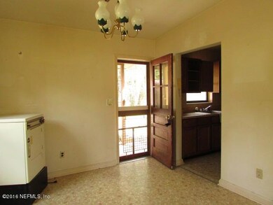 8343 Parr Ct N, Jacksonville, FL 32216 - photo 7