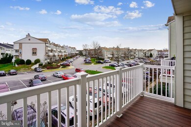 9236 Cardinal Forest Ln unit 9236C-, Lorton, VA 22079 - photo 2