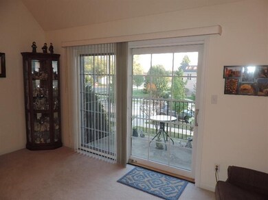 2741 Georgetowne Dr unit D2, Highland, IN 46322 - photo 4