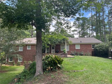 2529 S Edgewater Dr, Fayetteville, NC 28303 - photo 2