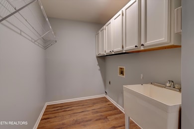 06-659 Farragut Commons Dr-6