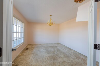 1503 Honrine Rd-5