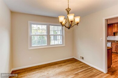 14201 Manorvale Rd, Rockville, MD 20853 - photo 5